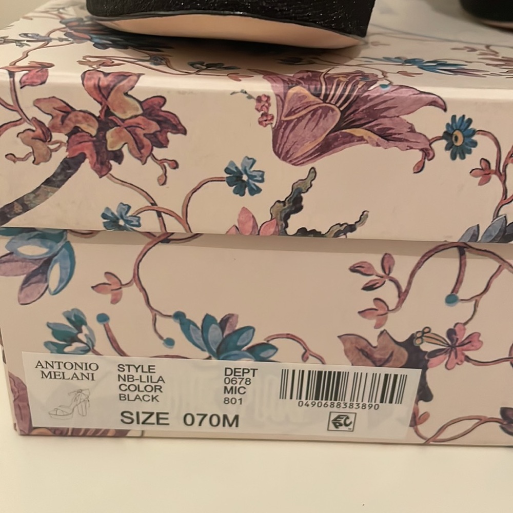 Nicola Bathie x Antonio Melani Velvet Platforms - Picture 5 of 5